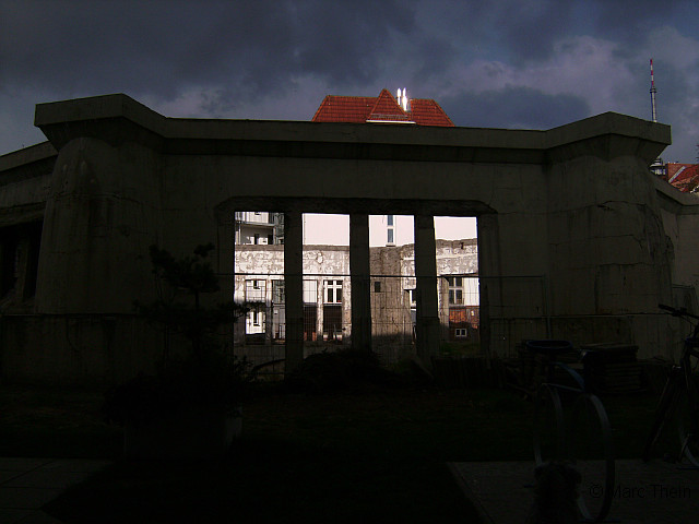 Stonehenge? - Nein, Karl-Peters-Str., Bremen